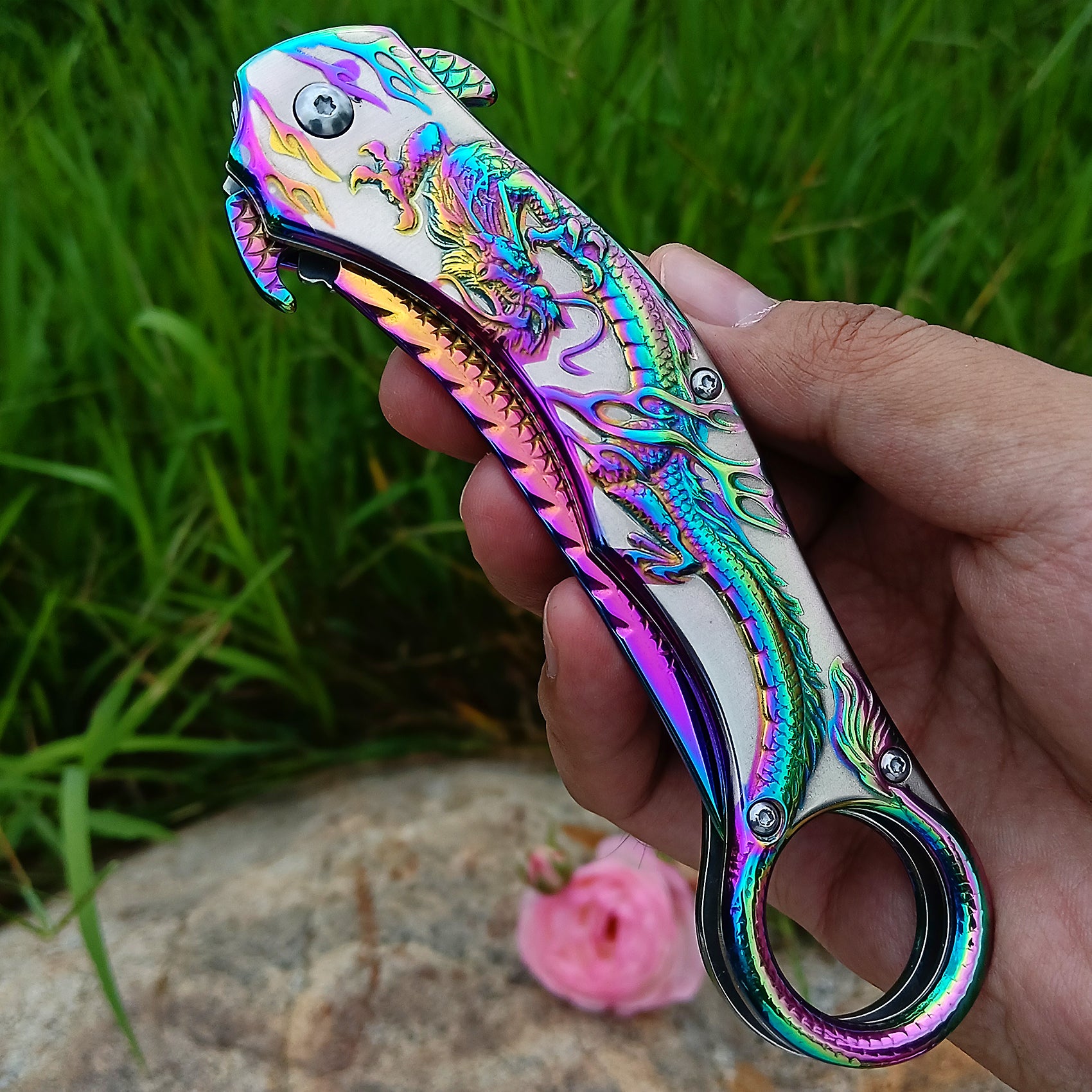 DRAGONSMILE Pocket Folding Knife With Embossed 3D Dragon