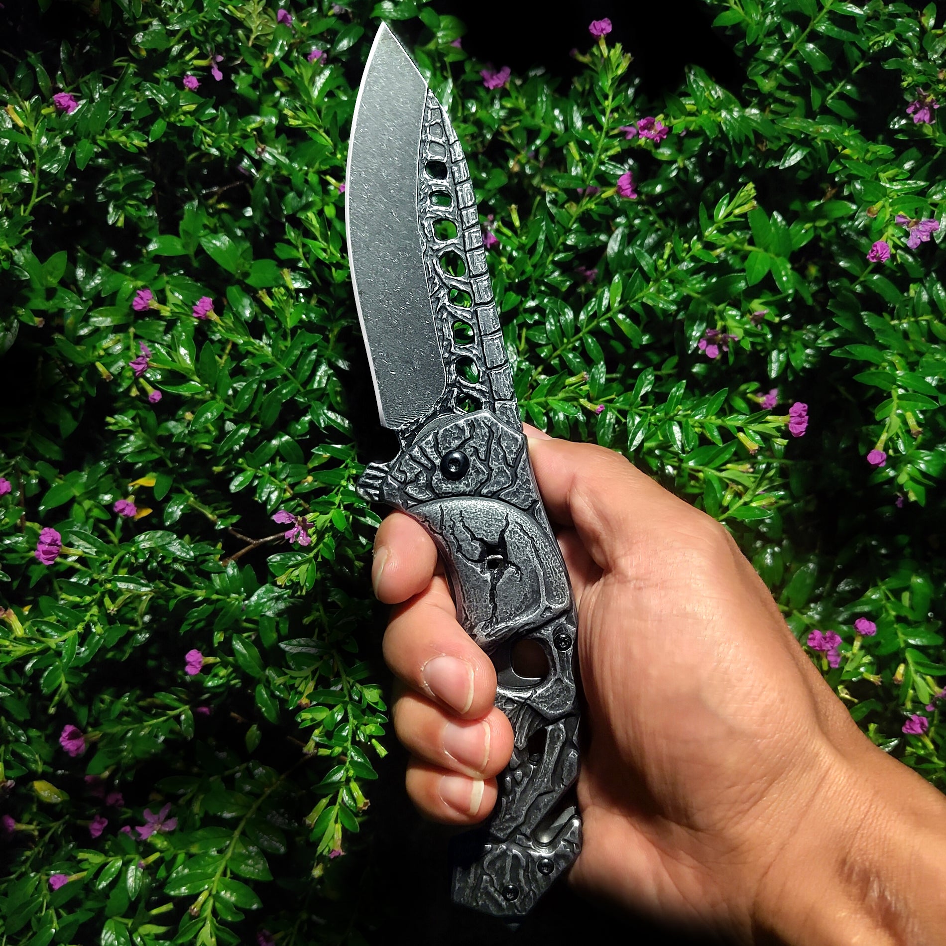 DRAGONSMILE Pocket Folding Knife with 3D Skull Handle
