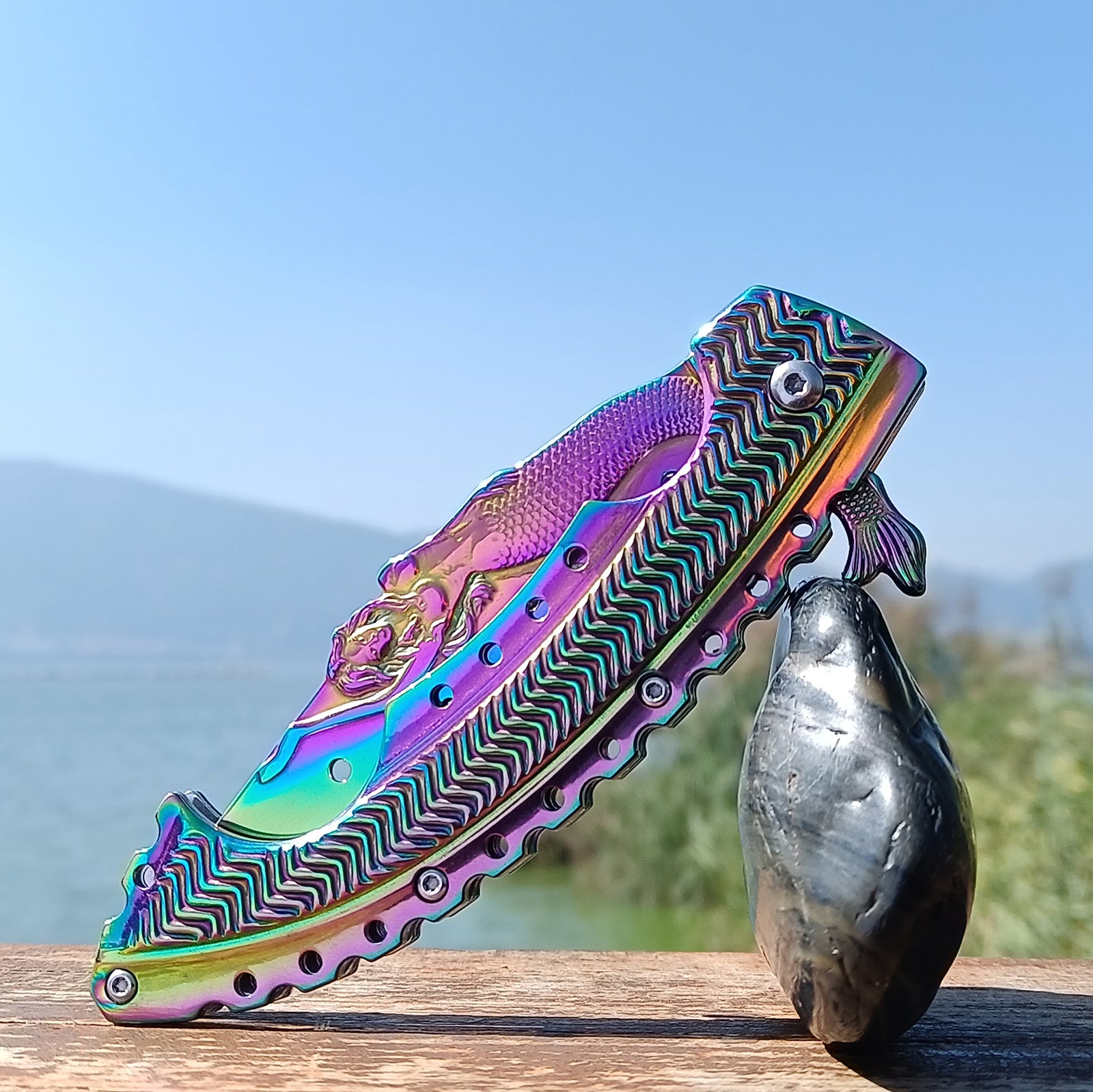 DRAGONSMILE Pocket Folding Knife With Embossed 3D Mermaid