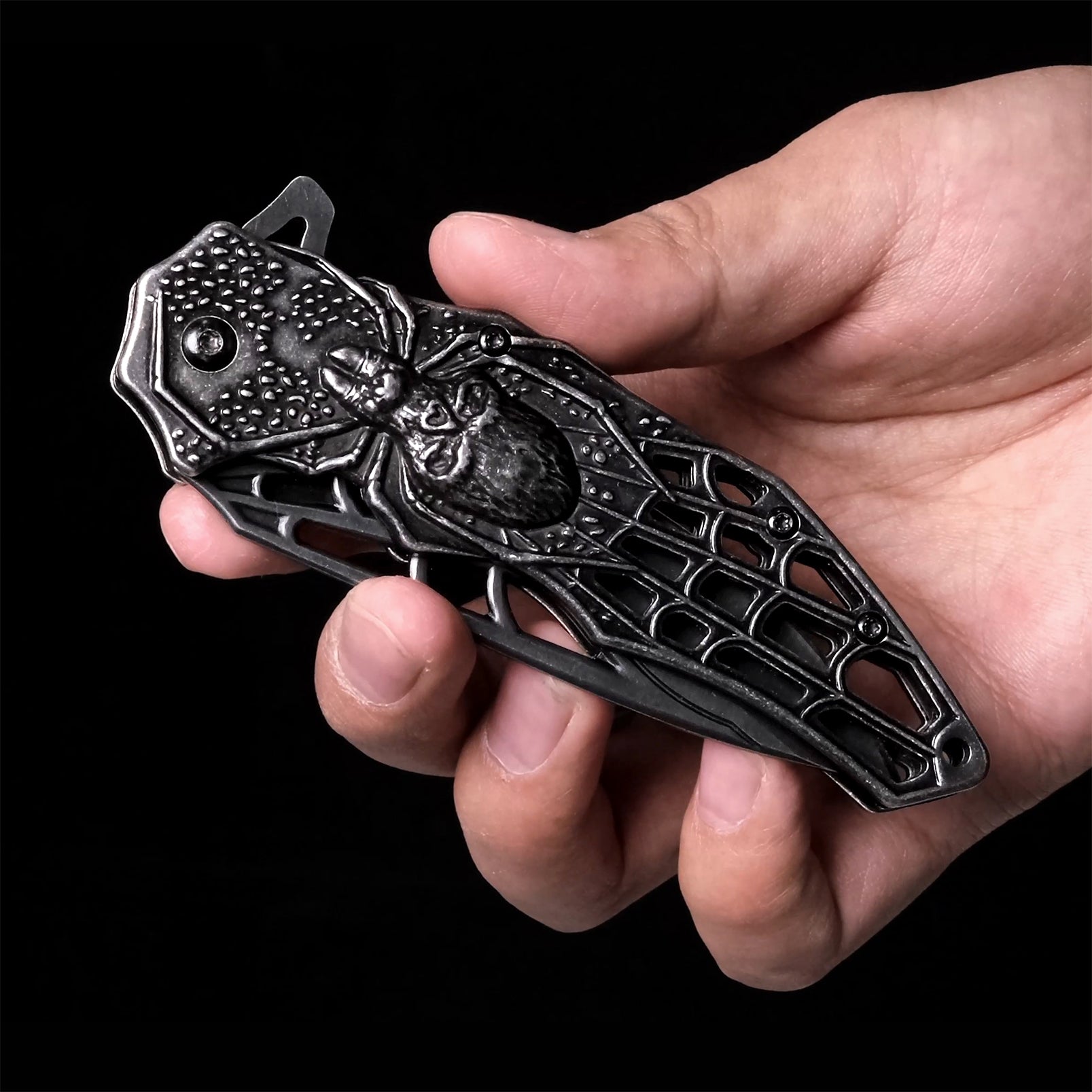 DRAGONSMILE Pocket Folding Knife with 3D Skull Handle